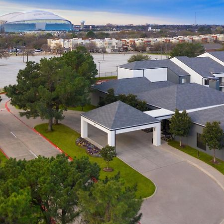 Courtyard By Marriott Dallas Arlington Entertainment District Exterior photo